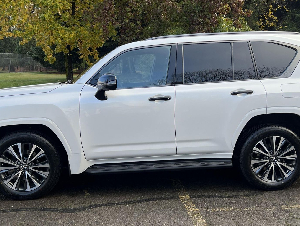 2022 Lexus LX 600 Premium