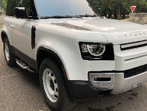 2022 Land Rover Defender 90