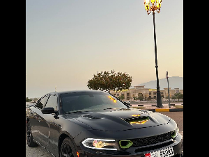 DODGE CHARGER 2020 SXT 3.6 L V6 ENGINE WITH BMW GREEN SPOTTED IN FINISHED BLACK BEAUTY