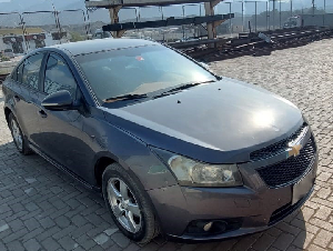 Chevrolet Cruze LS 2012